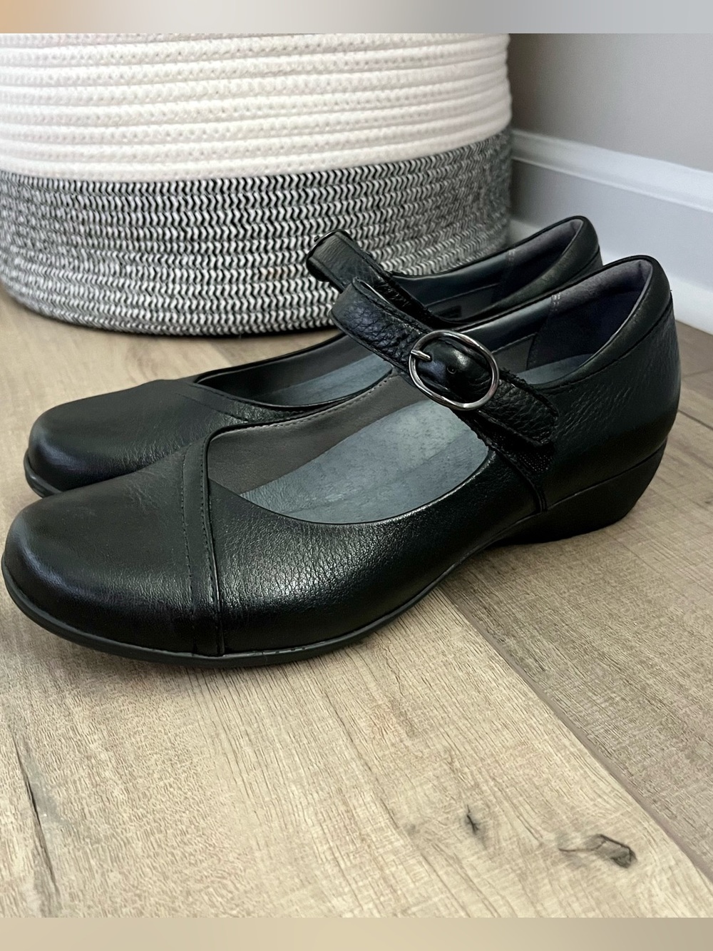 New DANSKO " Fawna" Leather Mary Jane Support Loafer, 38 - Picture 2 of 6
